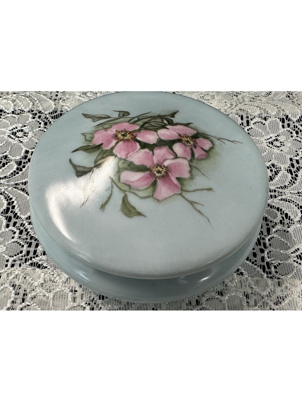 Antique 1904 Haviland Limoges France Hand Painted Porcelain Dresser Trinket Box